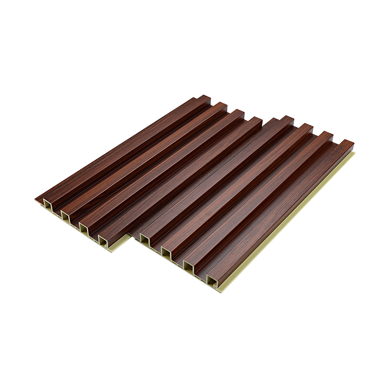 WPC-Wandpaneel mit Rillen