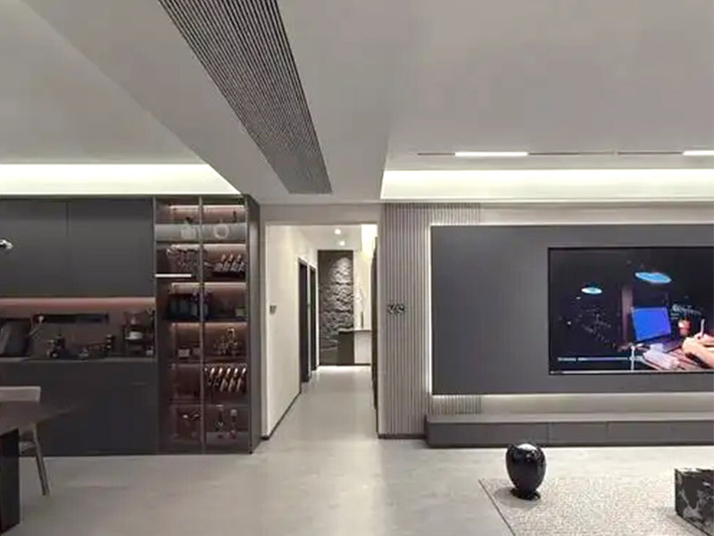 Eingelassene Sockelleiste