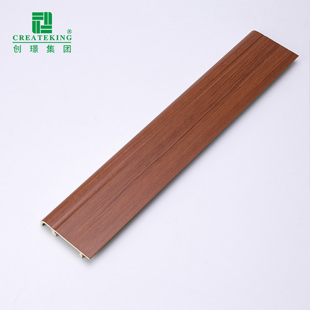 76 x 14 mm PVC-Sockelleisten zum Aufstecken