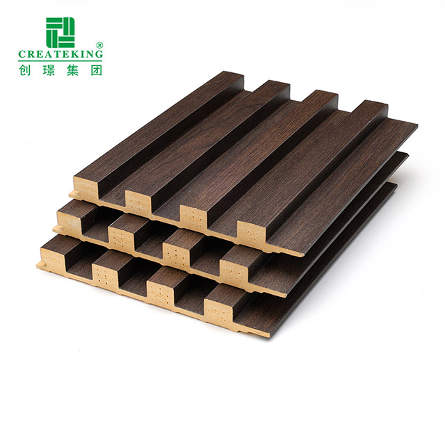 159*16 mm umweltfreundliche geriffelte Massivwandpaneele