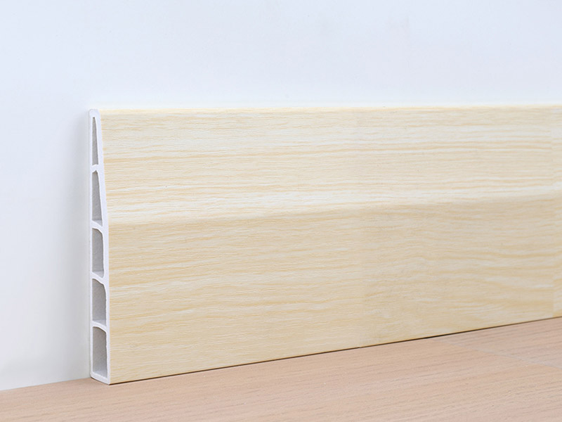 Was ist eine abgeschrägte Sockelleiste?