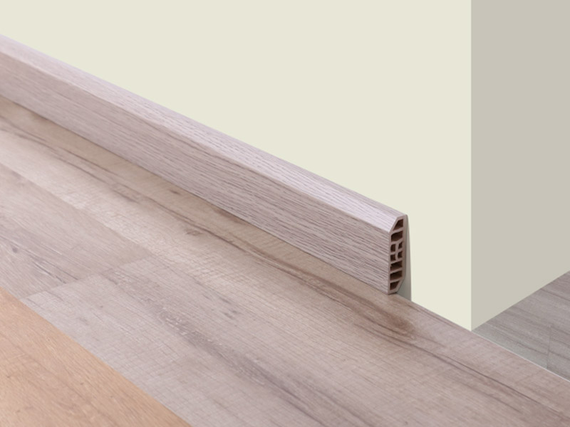 55 * 15 mm PVC-Sockelleisten