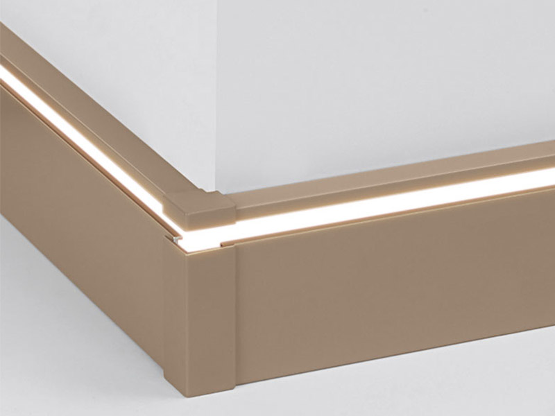 50*9mm LED-Aluminium-Sockelleiste