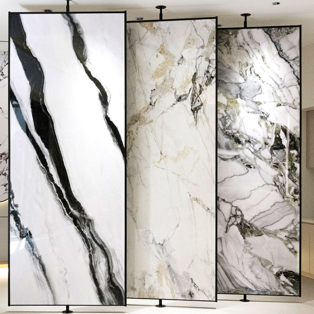 Wandpaneele aus Kunstmarmor