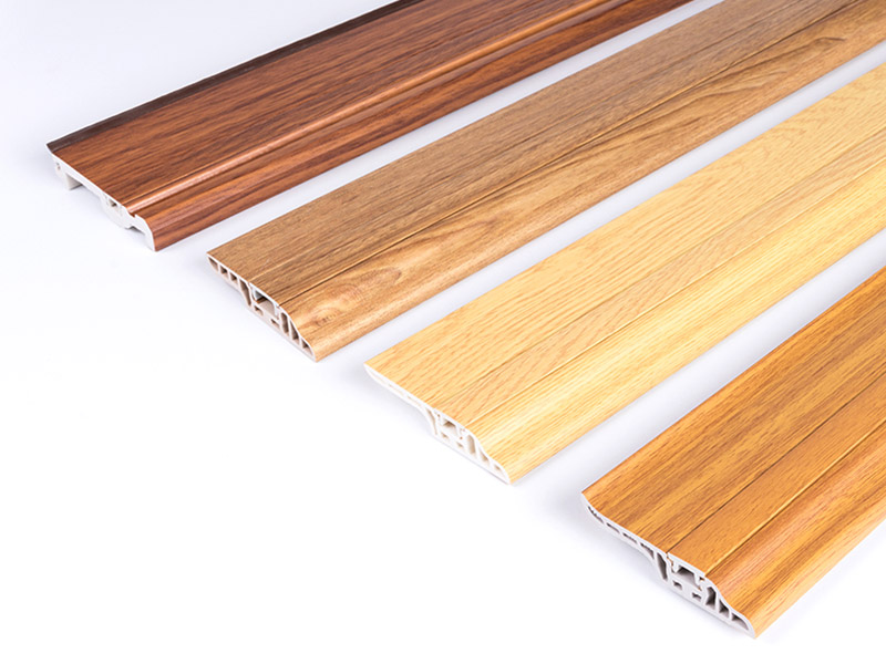 70 * 13,5 mm PVC-Lammzungen-Sockelleiste