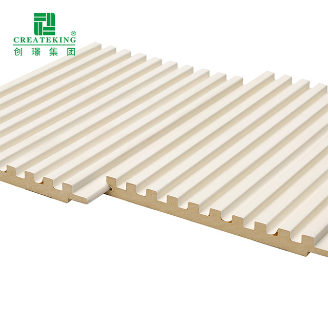 108 * 9,2 mm geriffeltes massives PVC-Gitter