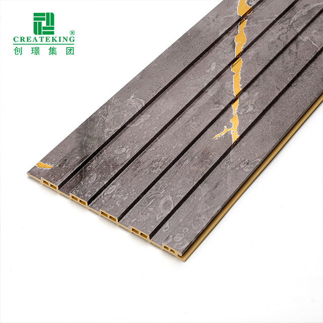 155 * 17 mm wasserdichte, geriffelte Hohlwandplatte aus PVC