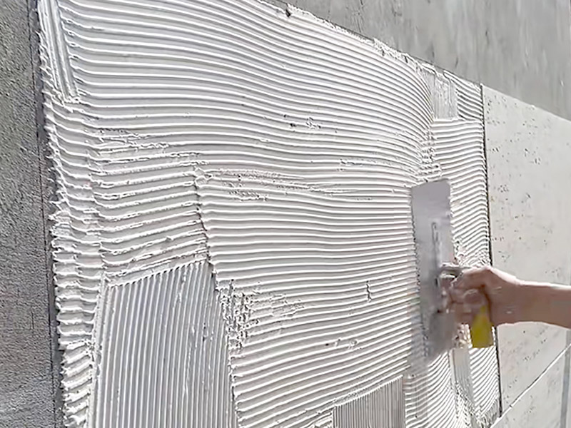 Installieren und warten Sie Wandpaneele aus weichem Stein