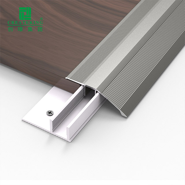 Schwellenstreifen aus Aluminiumlegierung