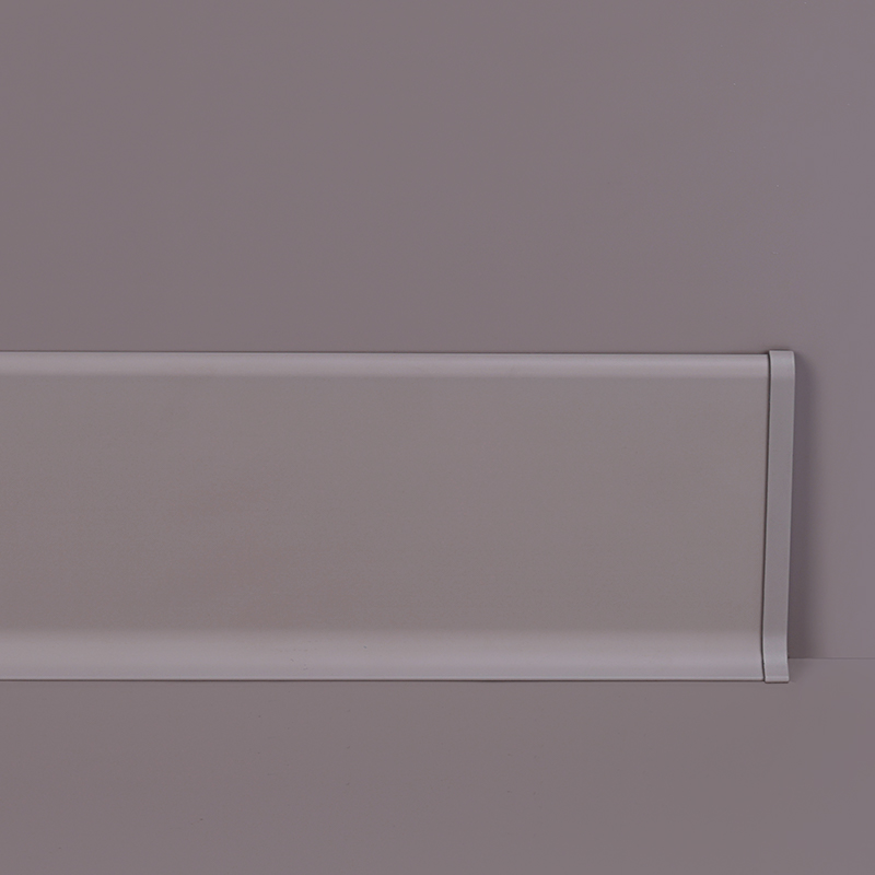 Bodenleiste aus Aluminium