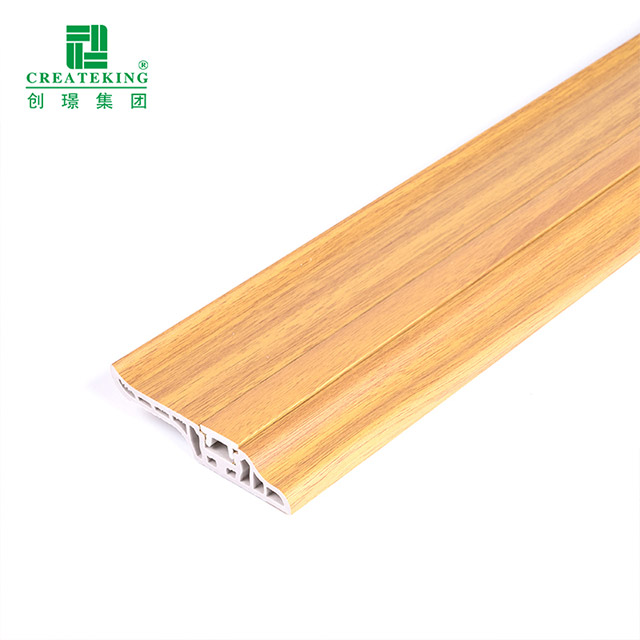 78 * 17 mm PVC-Fußleiste mit Lammzunge und versteckten Nägeln