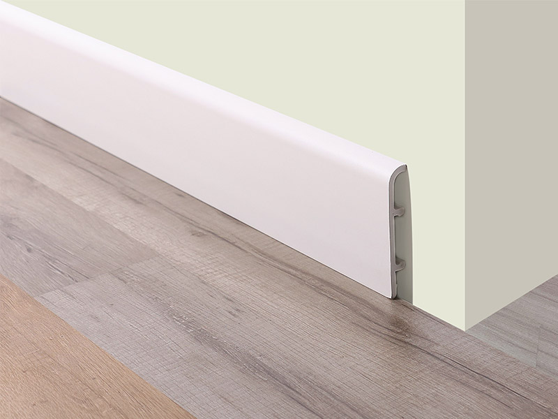 100 x 16 mm PVC-Sockelleiste zum Aufstecken