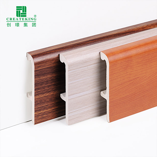 100 x 16 mm PVC-Sockelleiste zum Aufstecken