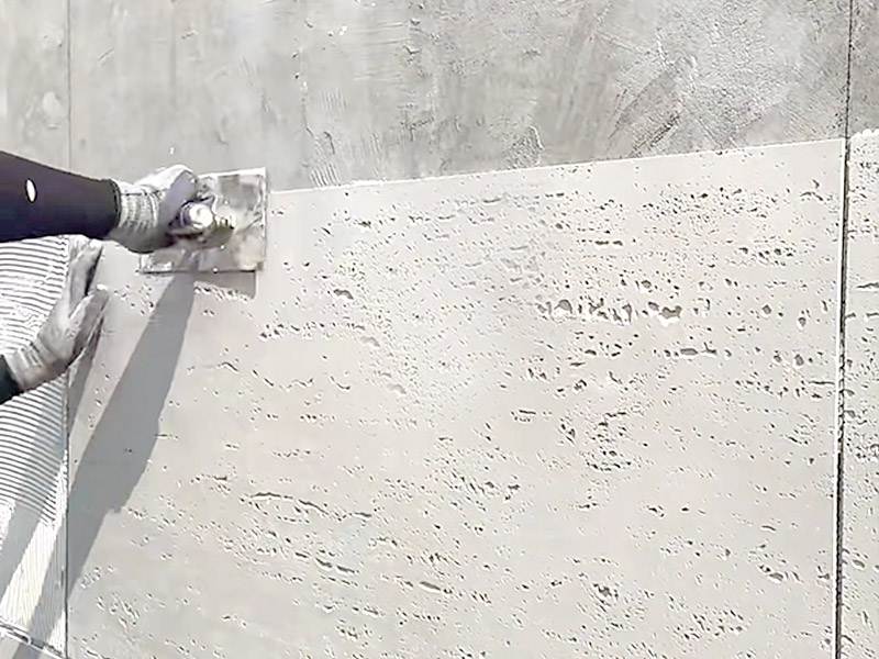 Installieren und warten Sie Wandpaneele aus weichem Stein