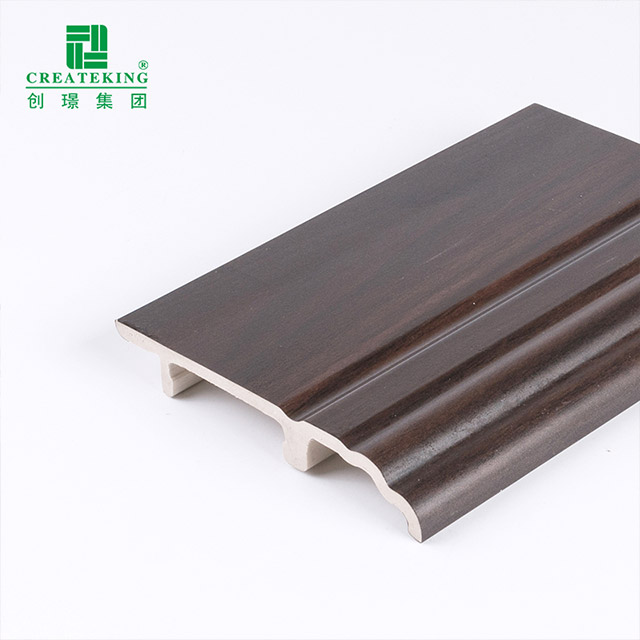 100 x 15 mm PVC-Sockelleiste zum Aufstecken