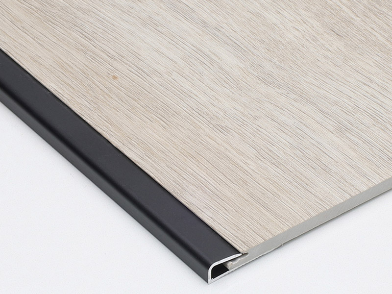 C-Kanal-Bodenverkleidung aus Metall