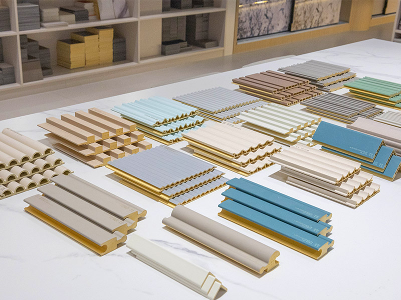 In welchen Farben gibt es WPC-Wandpaneele?