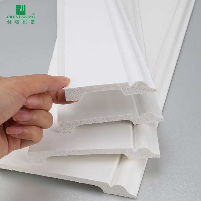 Klassische PS-Sockelleiste, 80–150 mm Fußleistenleiste aus recyceltem Polystyrol
