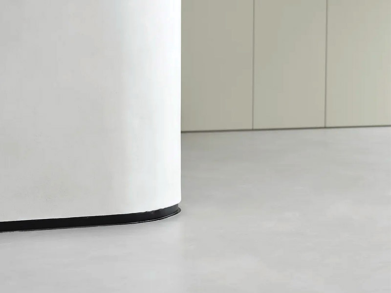 Eingelassene Sockelleisten: Der moderne Touch für minimalistische Häuser